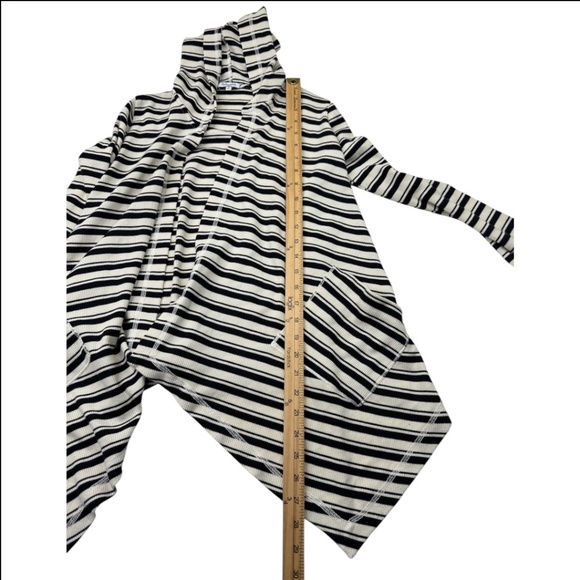 Splendid Stripe Hooded Drape Cardigan - Picture 11 of 13